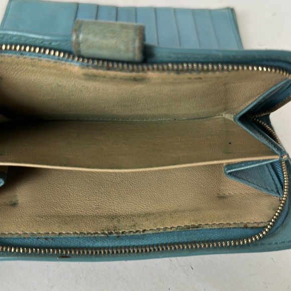Bottega Veneta Woven Blue Leather Wallet - Picture 6 of 8